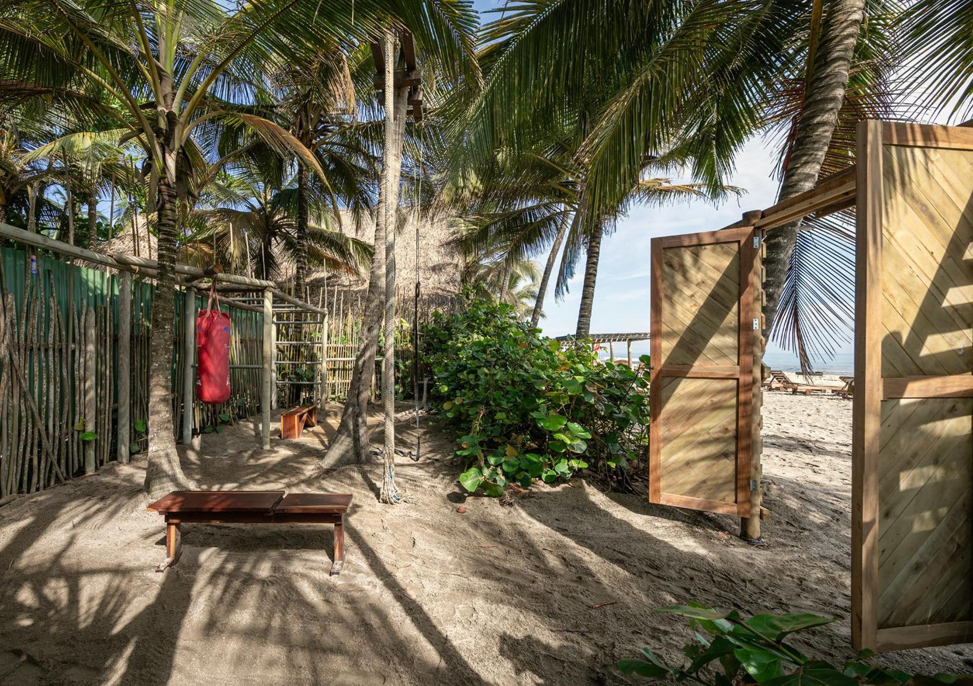 Готель Costeno Beach Санта-Марта Екстер'єр фото